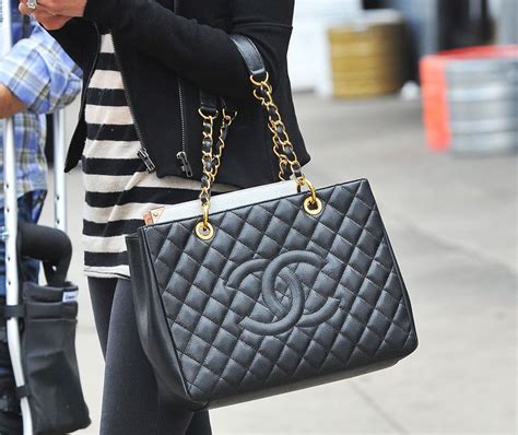 bolso chanel mas barato|precios bolsos Chanel originales.